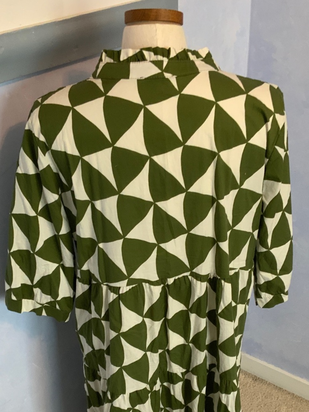 Olive Green Geometric Tiered Midi Dress - Picture 3 of 6